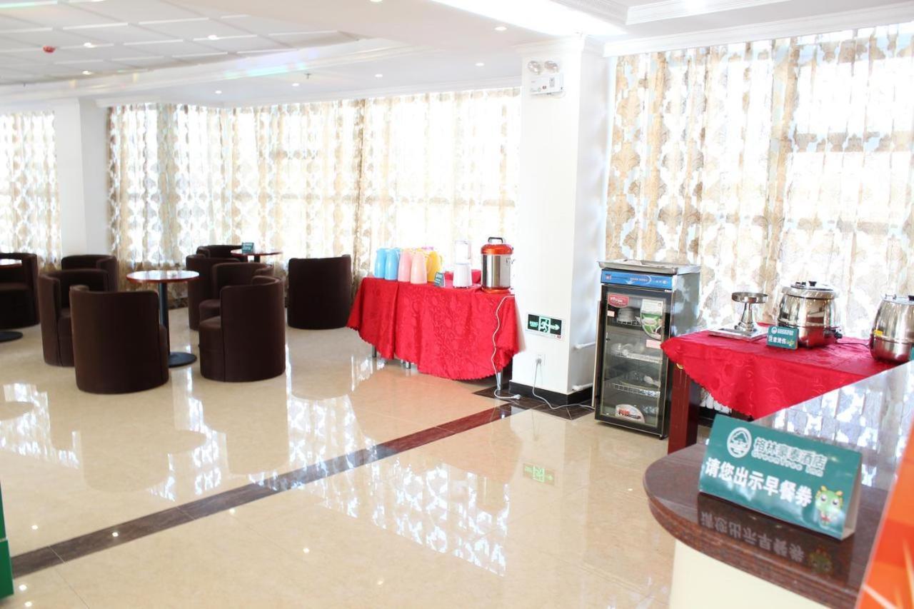 Greentree Inn Shanghai Pudong Airport Wild Animal Park Express Hotel Nanhui Bagian luar foto
